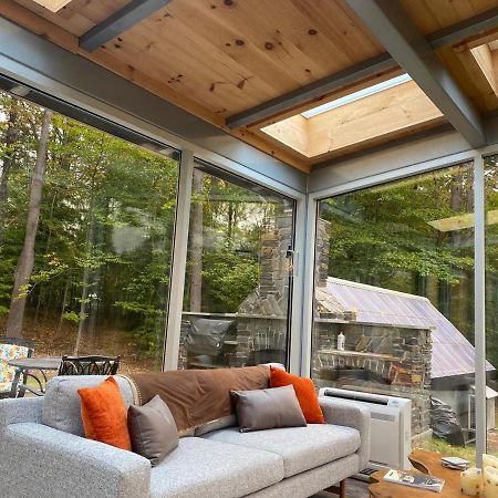 Vermont Mirror House Villa Guilford Exterior photo