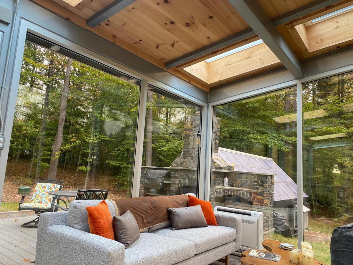 Vermont Mirror House Villa Guilford Exterior photo